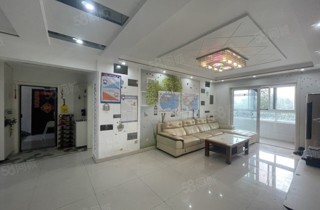 万达北单价4开头送车位地下室三叶草户型可按揭