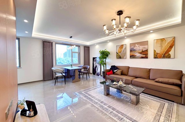 领秀长风天秀园3室1厅150.35㎡119万二手房图片