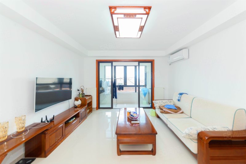 新华御湖上园 南向采光好 带电梯 临地铁 楼龄新 正规商品房