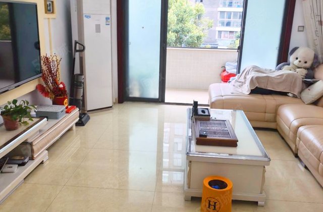 越湖名邸3室2厅124.2㎡186万二手房图片