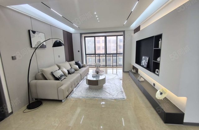 东城名邸3室2厅113㎡53万二手房图片