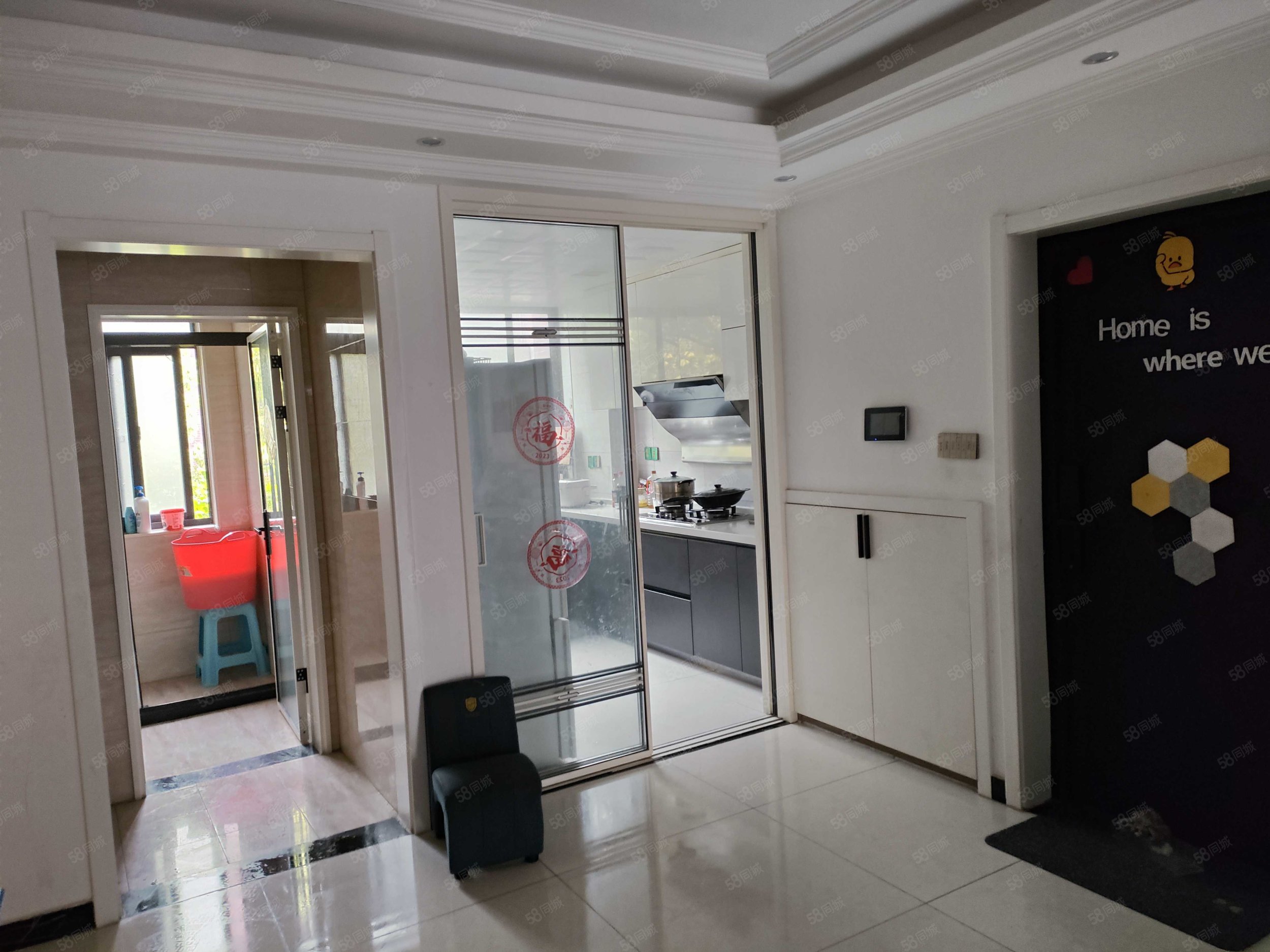 名邦中央公馆南区3室2厅1卫101㎡南75.8万