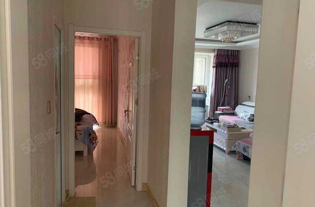 四季花园3室2厅124㎡108万二手房图片