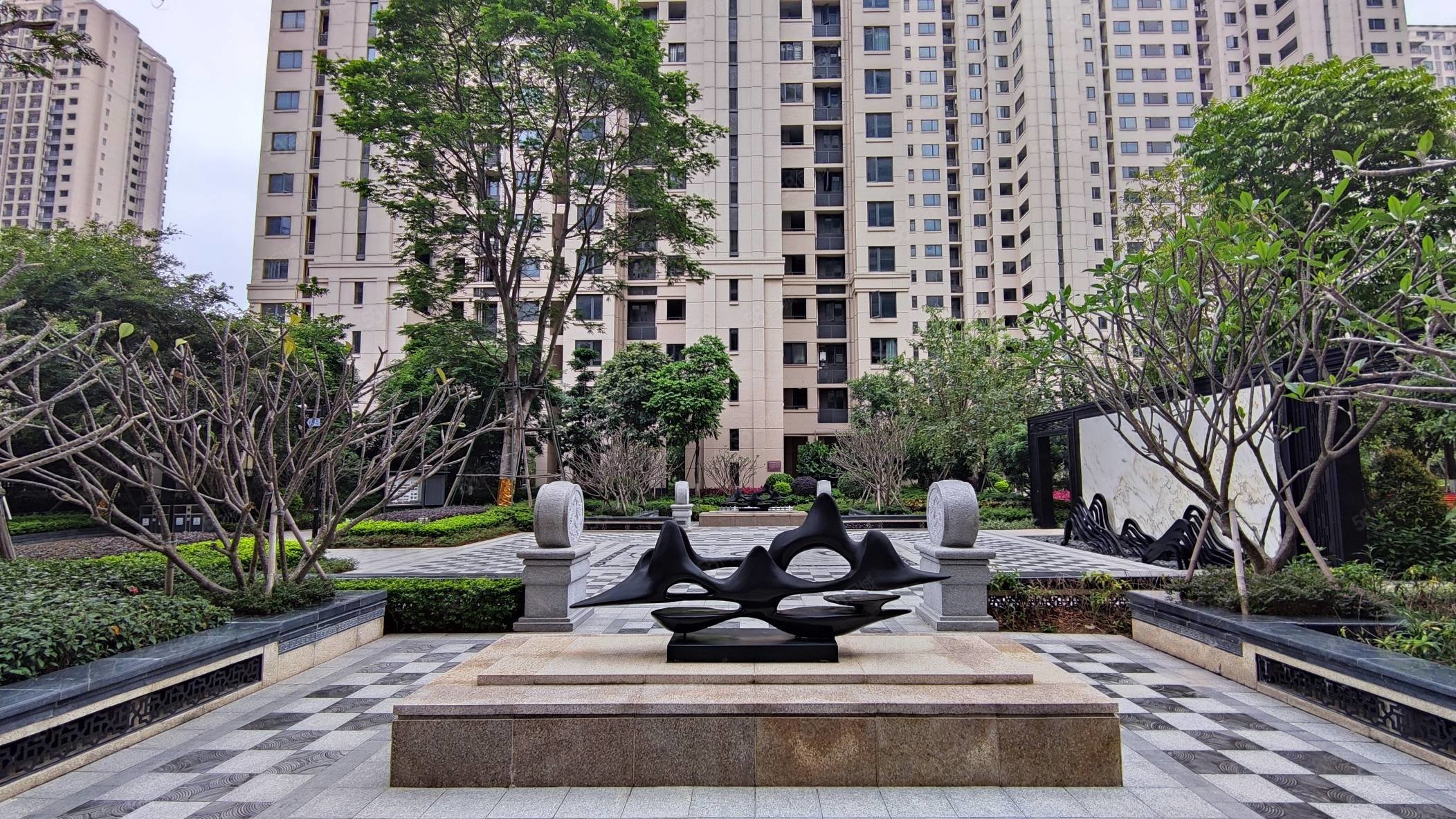 【10图】寰宇天下 57米楼距 3面采光 仅售8300一平,中海寰宇天下-汕头