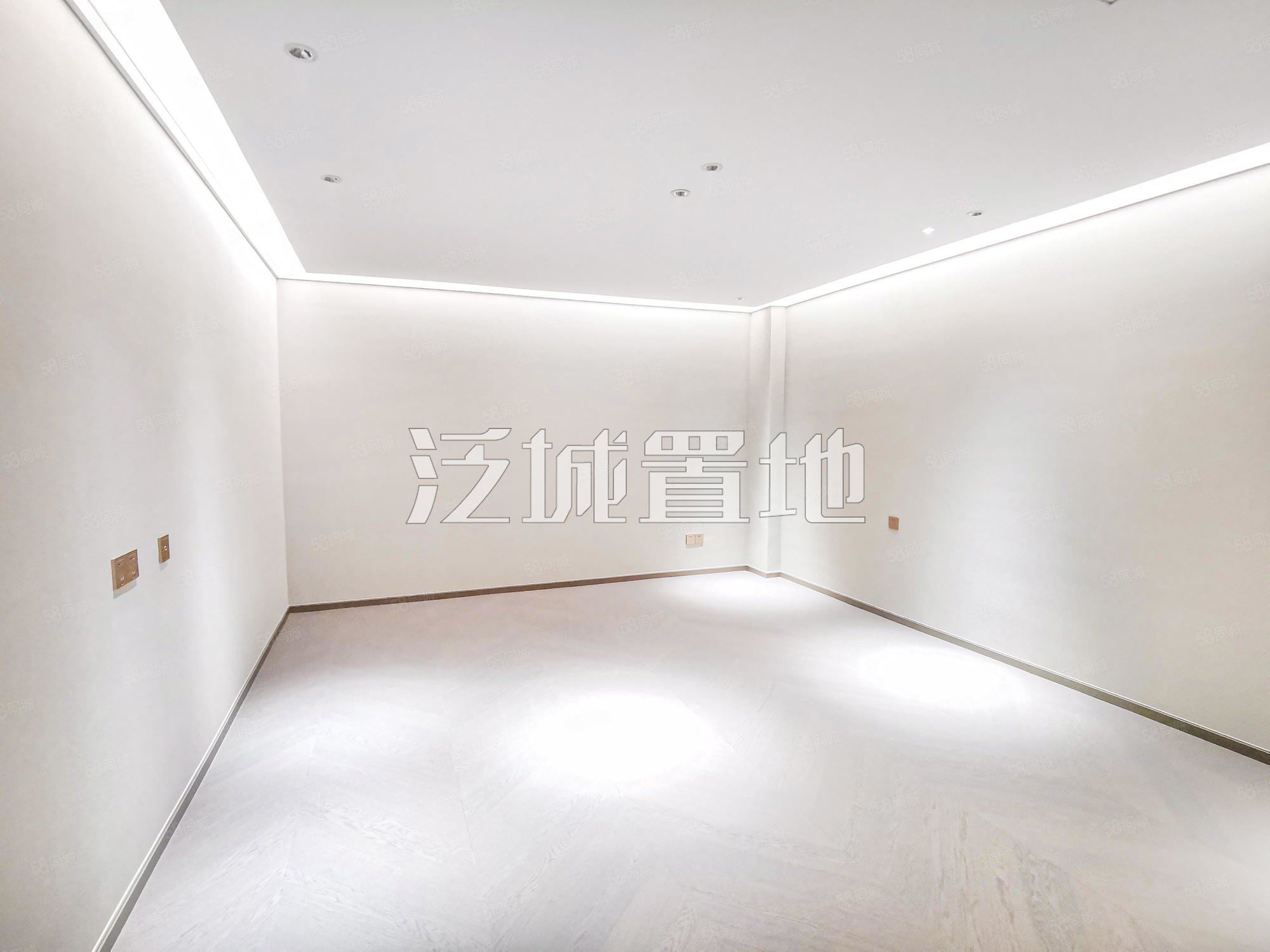 國瑞熙墅二區(qū)4室3廳3衛(wèi)418㎡南北1680萬