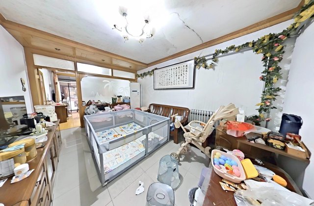 中崂路小区2室1厅64.89㎡85万二手房图片