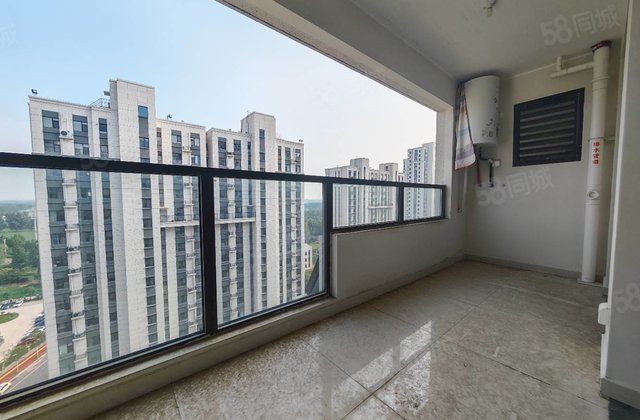 房东诚心卖新一中对过！民生十六号院 三叶草双阳台双卫 带车储