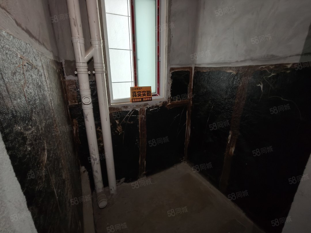 常隆花园3室2厅1卫104㎡南北48万