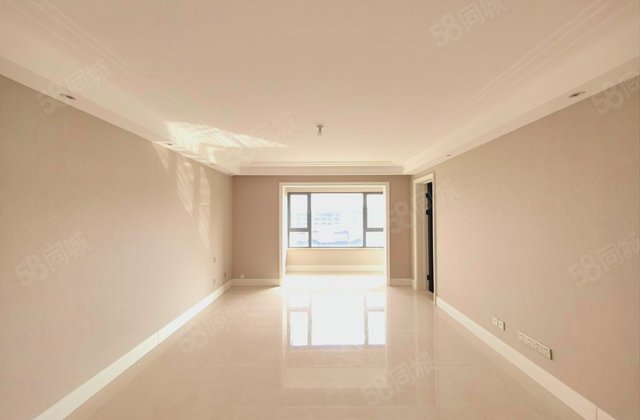 融创御湖宸院4室2厅148.77㎡138万二手房图片