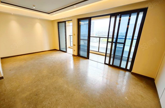 中建锦绣天地3室2厅126㎡118万二手房图片