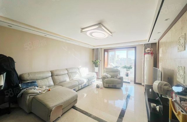 金山首府3室2厅139.9㎡75万二手房图片