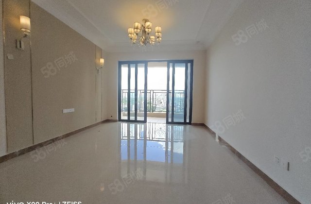 恒大御湖城3室2厅109.56㎡49.8万二手房图片