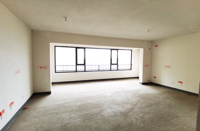 中海铂悦公馆3室2厅125.38㎡92万二手房图片