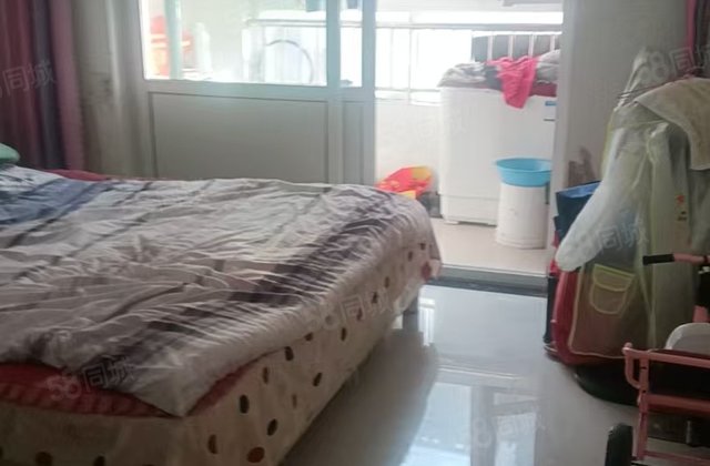 真实有效 佳苑新城 精装修 房东急售送地下室价格可议全款优惠