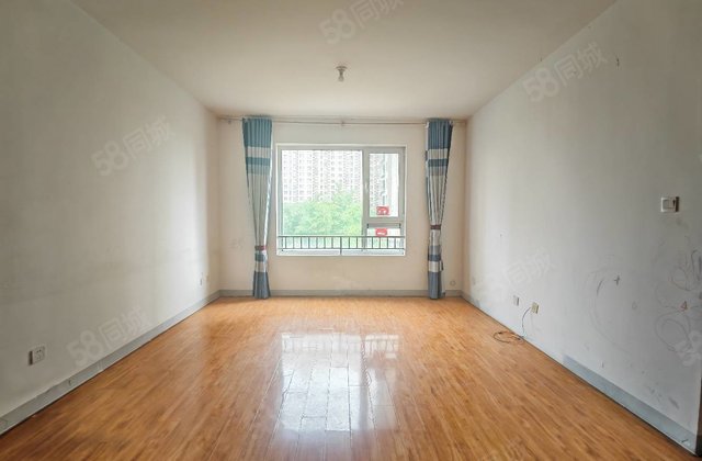 急售 昌润莲城   带车位  地下室 三室双卫 可贷款