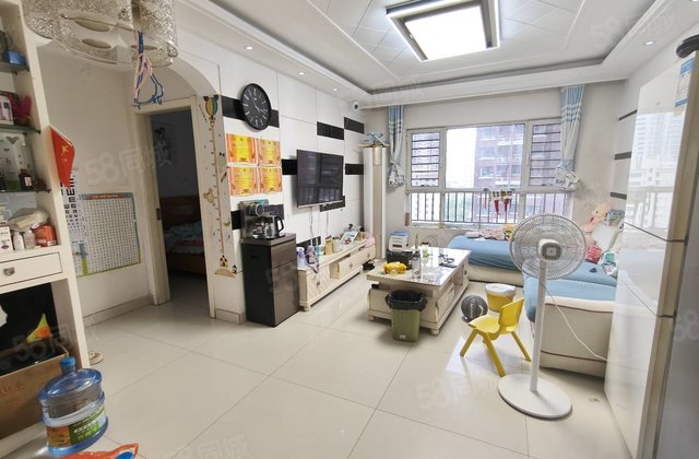 振兴东路 东边户车位加储藏室全 前排好楼层