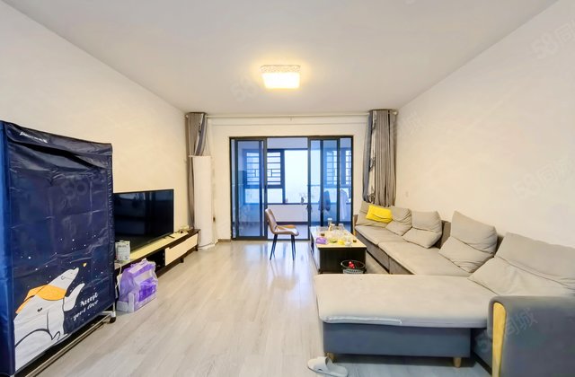 长房云时代4室2厅148.8㎡122万二手房图片