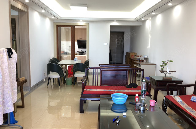 南国豪苑4室2厅118㎡158万二手房图片