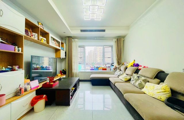 保利花园五期悦榕郡3室2厅93.4㎡208万二手房图片