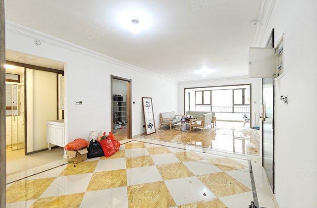 国岳府 六层电梯洋房 一楼带院 带下沉 送双车位 清水湾东昌