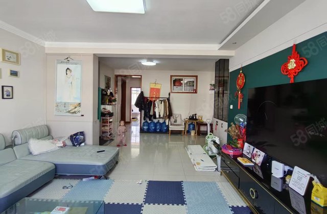 文轩本部，文轩花园，精装修三室两厅一卫，户型方正南北通透