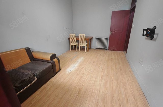 一公司家属院2室1厅52㎡73万二手房图片