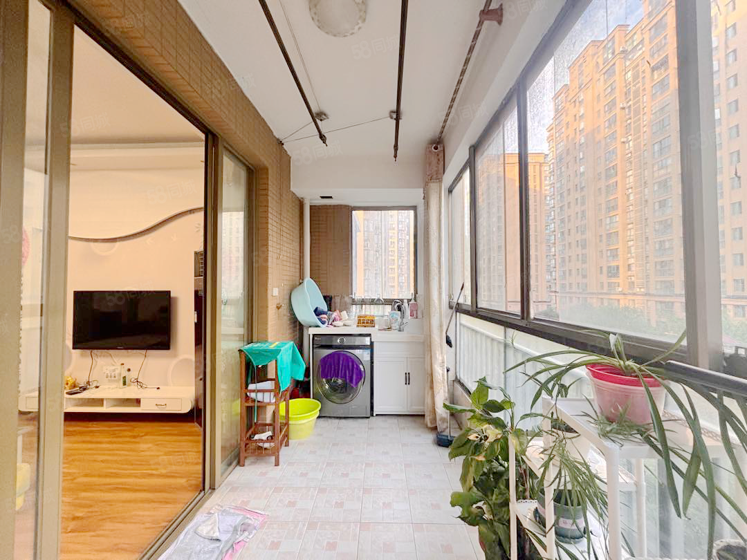 名城港湾3室2厅1卫101.51㎡南北46.8万