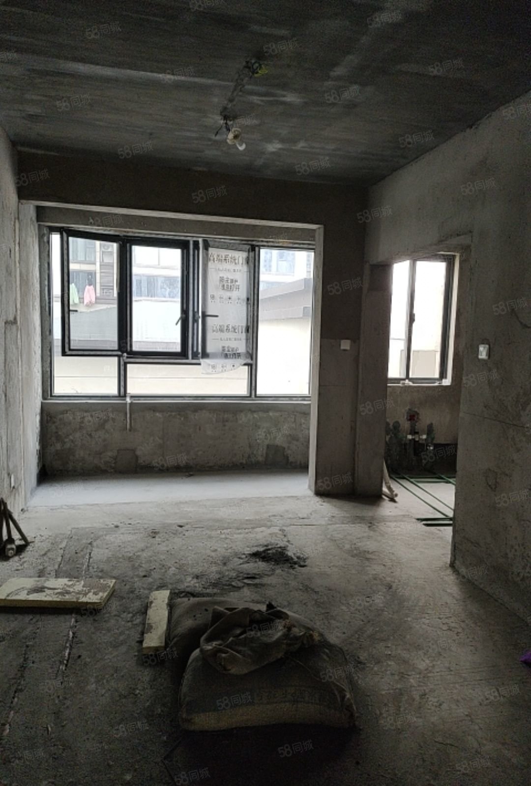 建投金桂湾3室2厅2卫123㎡南68万