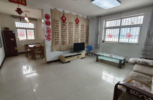 振兴东路 欧景丽都 边户 双阳台 万达 地暖房 拎包入住