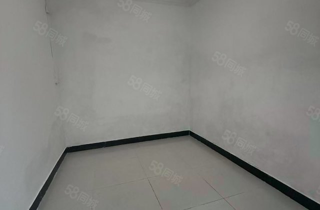 兴华胡同小区1室1厅12㎡165万二手房图片