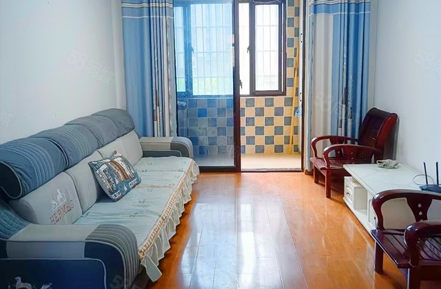 启航南苑3室2厅103.7㎡60万二手房图片