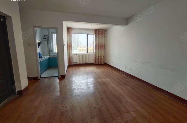 铁路益民 电梯5楼 90平 一口价65万 停车方便 免大税