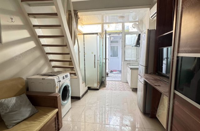 柴棒胡同小區(qū)1室1廳1衛(wèi)12.38㎡南北150萬(wàn)