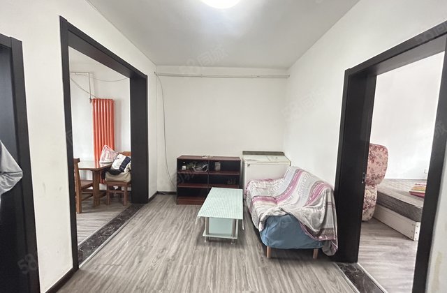 急卖 三中北校附近 财校家属院 二楼 精装修