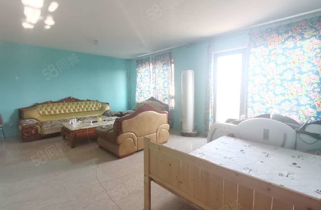 绿城百合新城 4房 周边配套完善