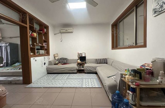 和平医院家属院 简单装修 朝南 满二 3室1厅 居家自住 保