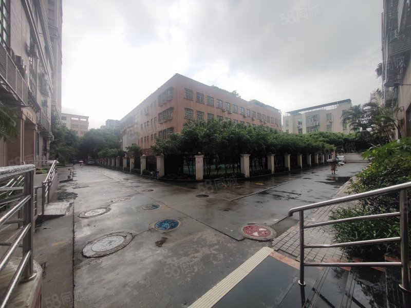 暨南花园电梯高层精装修3房2厅1卫有钥匙