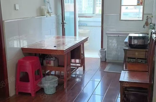 聊大西苑小区 免大税 文轩外国语