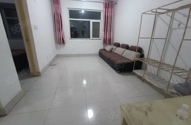 南湖新城 中间楼层 电梯好房 带车位储藏室前后不挡 看房方便