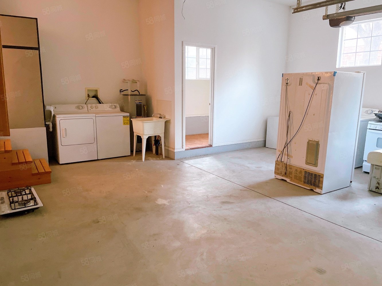 波特蘭花園8室3廳3衛(wèi)429.61㎡南北1988萬