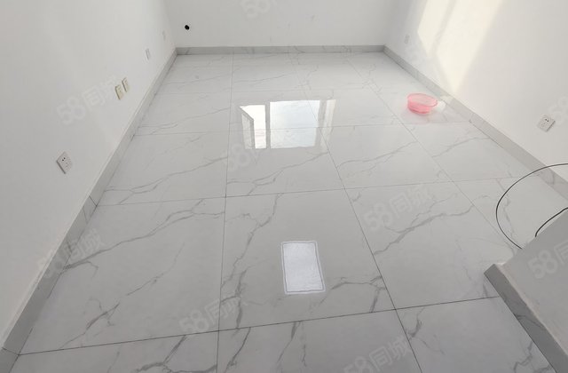 城投锦绣城3室2厅100㎡52万二手房图片