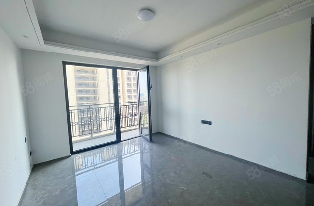 保利珑樾3室2厅106㎡82万二手房图片