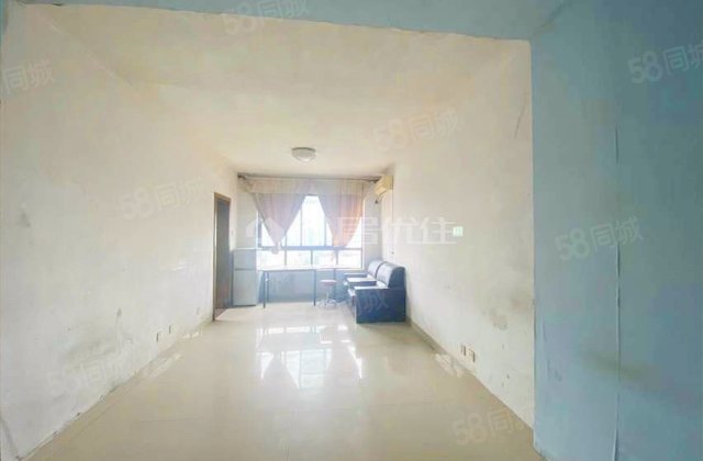 国贸中心1室1厅70.18㎡75万二手房图片