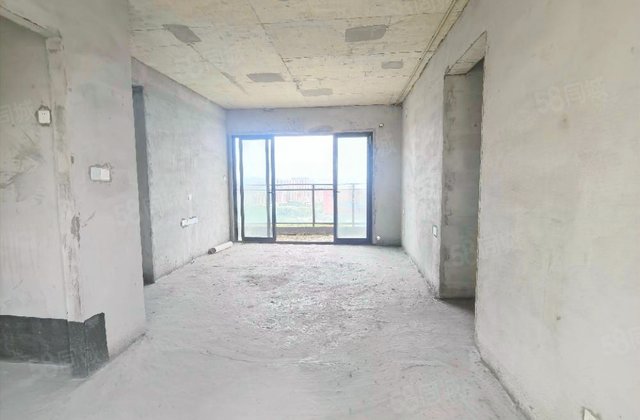 南太珑玺花园4室2厅116㎡116万二手房图片