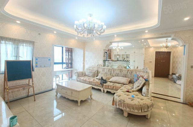 彩叠园二期4室2厅132.59㎡150万二手房图片