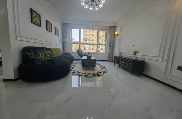 胜利嘉园3室2厅2卫124㎡南北85.8万