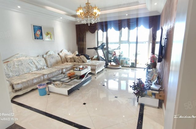 绿城新泰玉兰花园4室2厅191㎡139万二手房图片