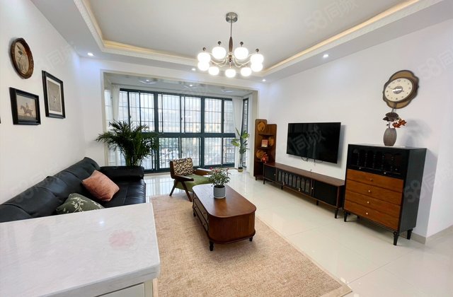 东城郦都香槟城4室2厅134.98㎡57.8万二手房图片