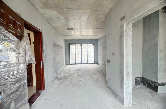 藏珑华府4室2厅127㎡118万二手房图片