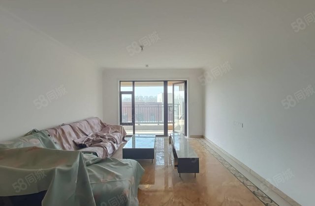 儒辰辰悦翡丽湾，送车车位，免大税可按揭